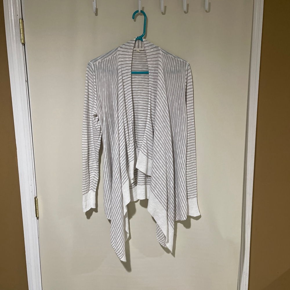 NWOT Eileen Fisher Women’s White Grey Striped Linen Cotton Draped Cardigan Small